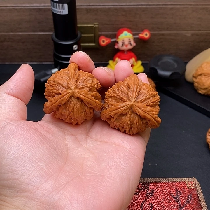 会***子把件文玩核桃白奔