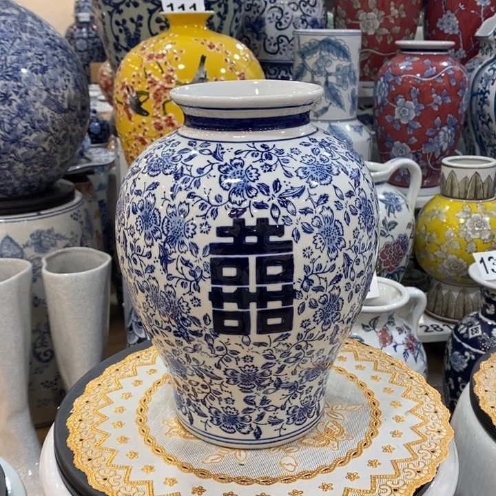 【闪购商品】摆件陶瓷花瓶摆件。。