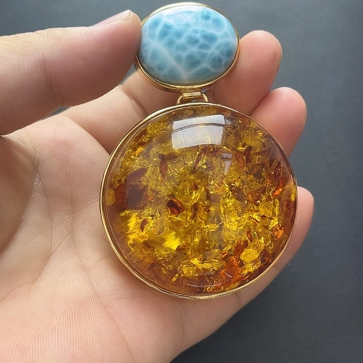 琥珀未镶嵌裸石吊坠