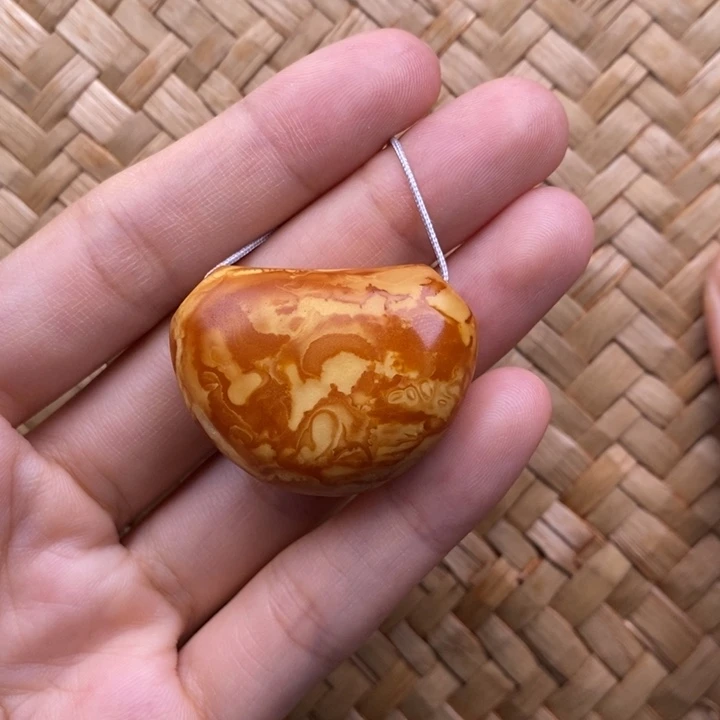 未镶嵌琥珀裸石蜜蜡M
