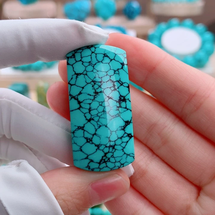 绿松石未镶嵌挂件