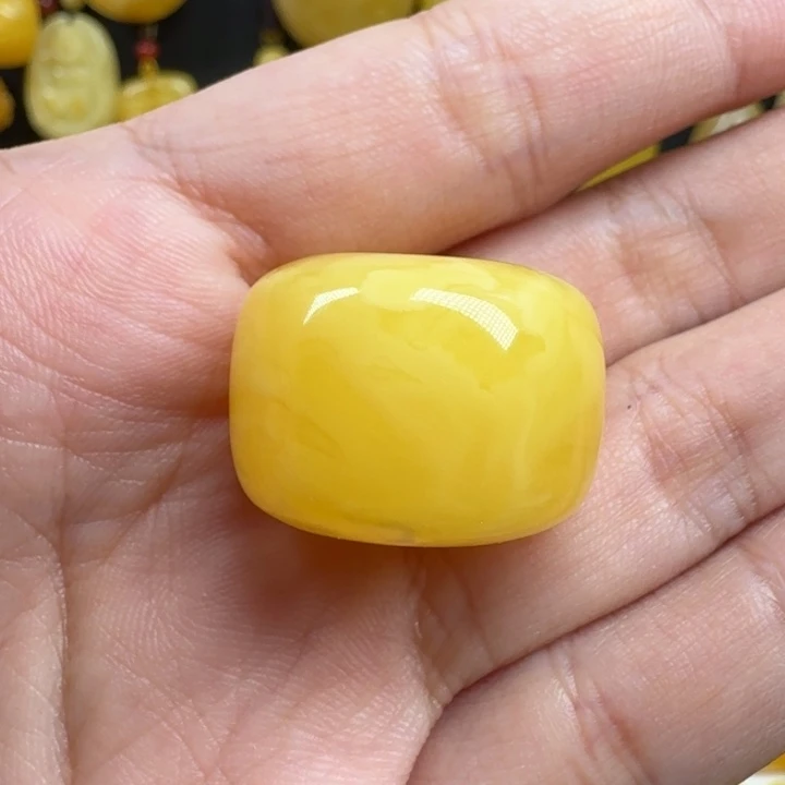 蜜蜡未镶嵌珠宝奇石