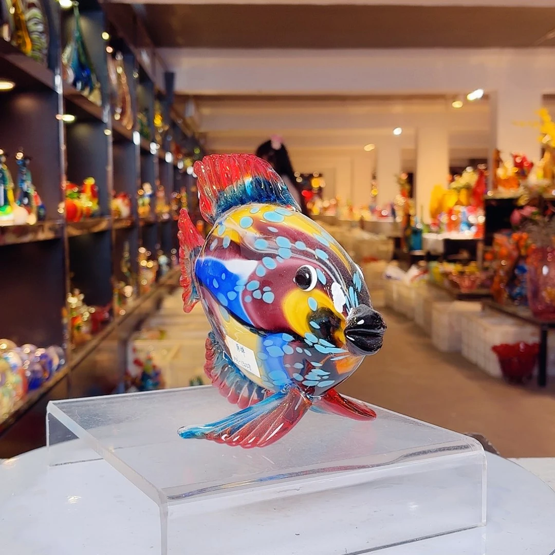 琉璃手工艺品琉璃塔和金融