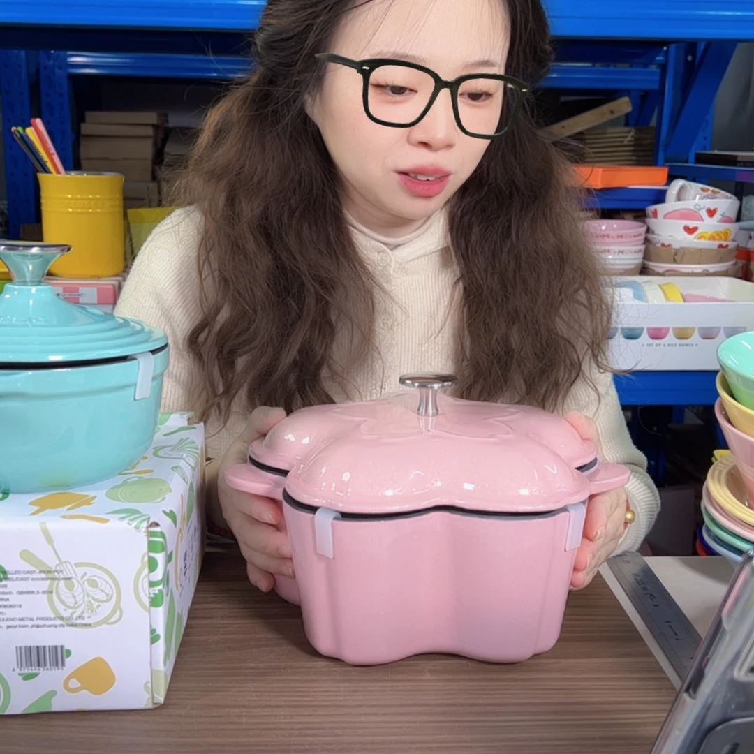 餐具粉色樱花铸铁锅