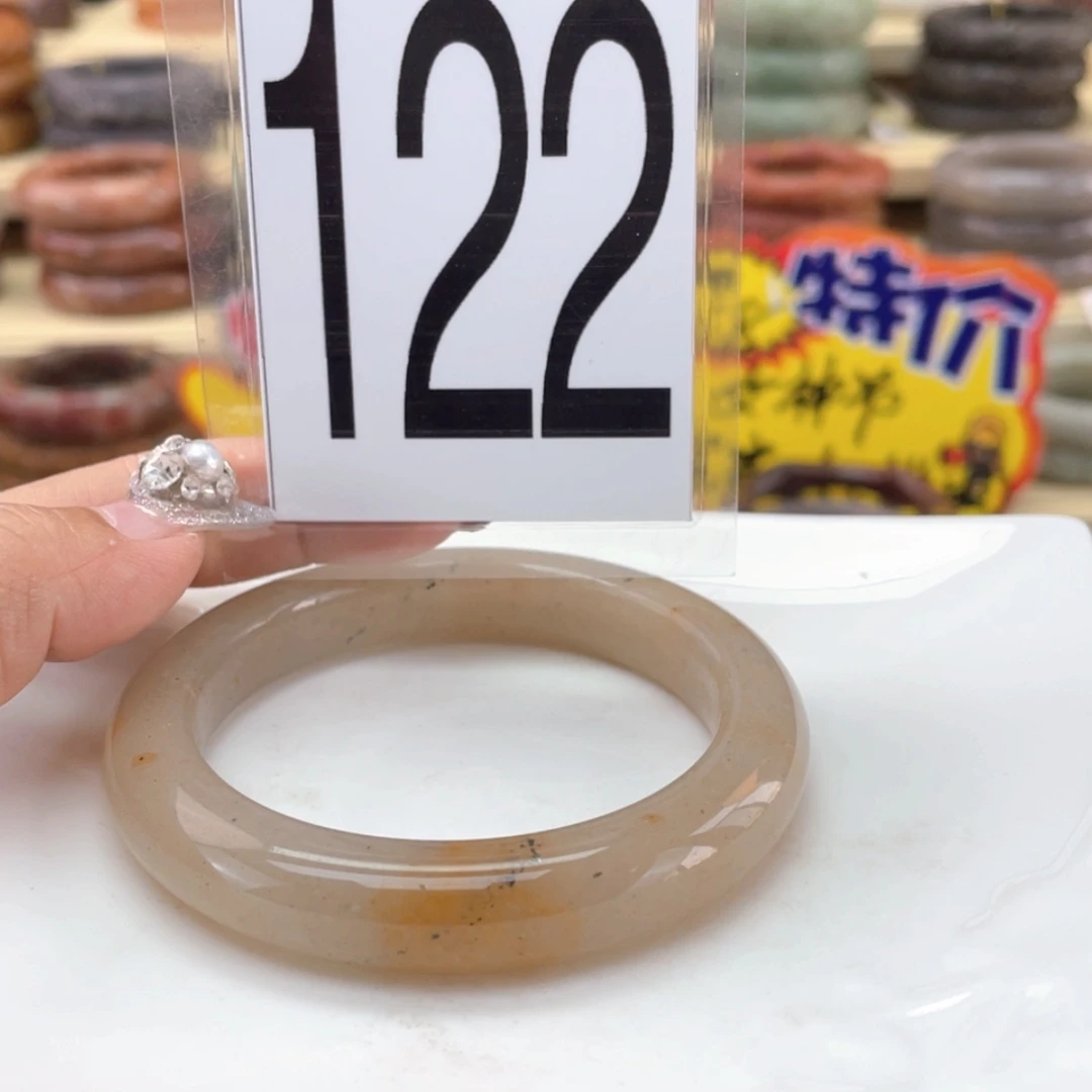 【闪购商品】石英质玉手镯未镶嵌落****〕