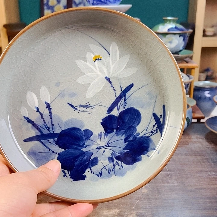 瓷片手工制作工艺精湛等