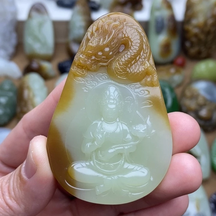 和田玉颈饰未镶嵌凡