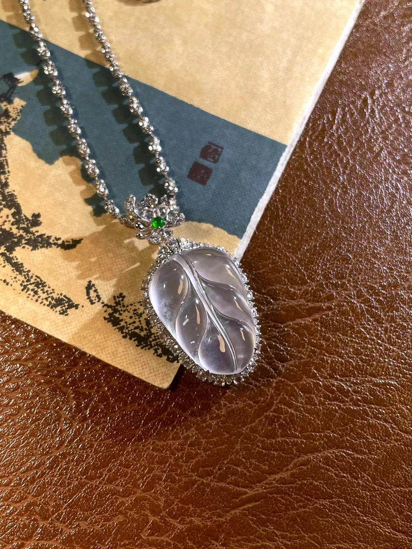 冰种翡翠叶子吊坠女18k金镶气质复古款白月光挂件（不含链子）