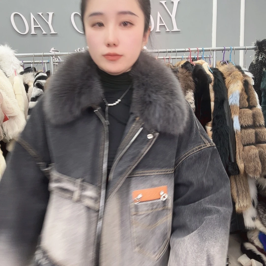 姚小妖家高端皮草
