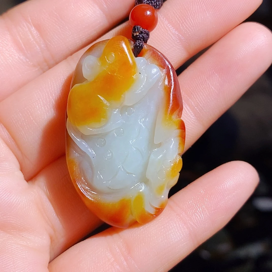 和田玉颈饰未镶嵌