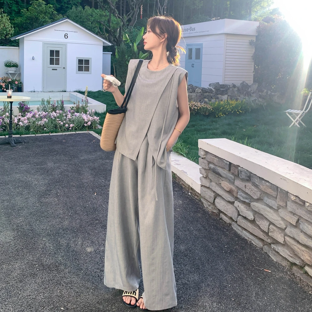 灰色韩系御姐气质背心套装2025年夏季高级感开叉上衣阔腿裤两件套