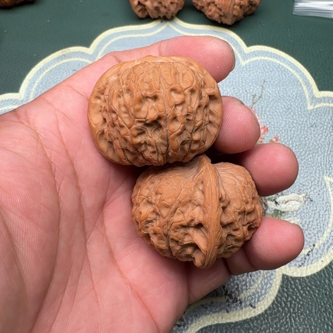 吊坠文玩核桃血麒麟