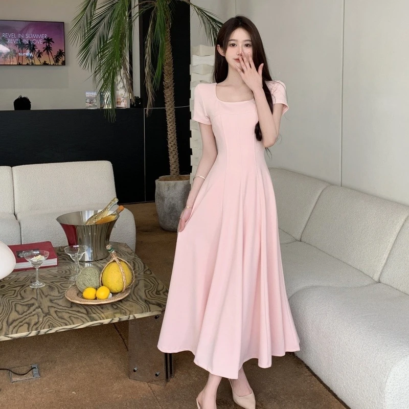 大码气质感连衣裙女夏季时尚赫本风小黑裙胖MM遮肚子显瘦裙子