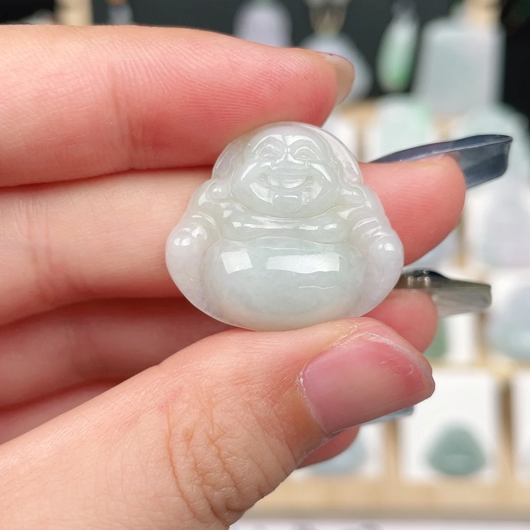翡翠未镶嵌颈饰佛公