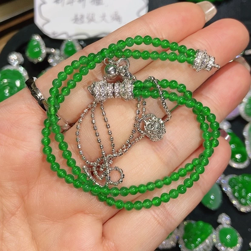 【闪购商品】翡翠颈饰未镶嵌天然翡翠