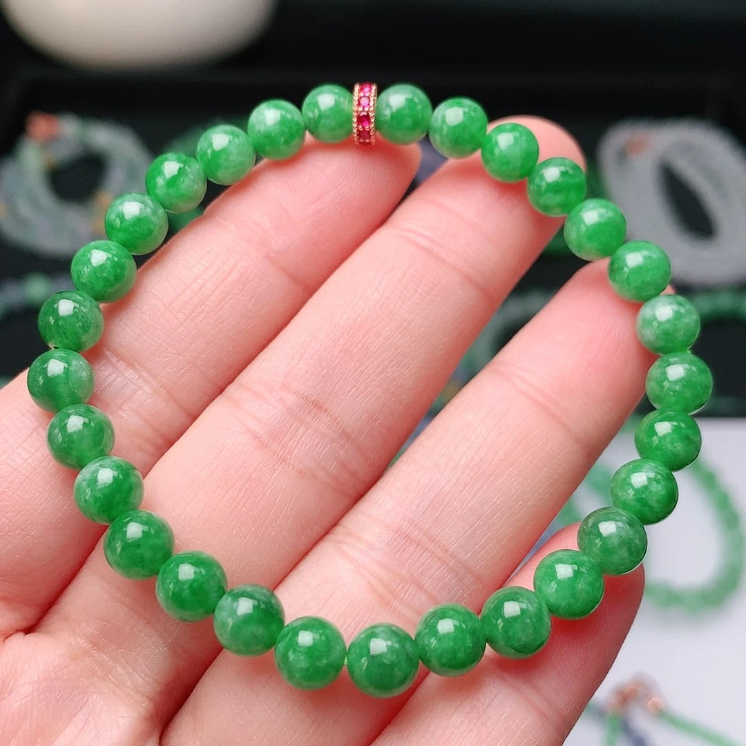 翡翠手链未镶嵌翡翠