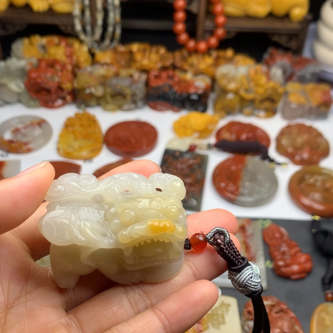 石英质玉（黄龙玉）挂件未镶嵌