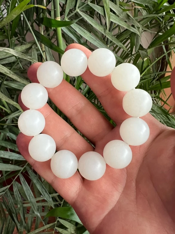 新疆和田白玉圆珠手链