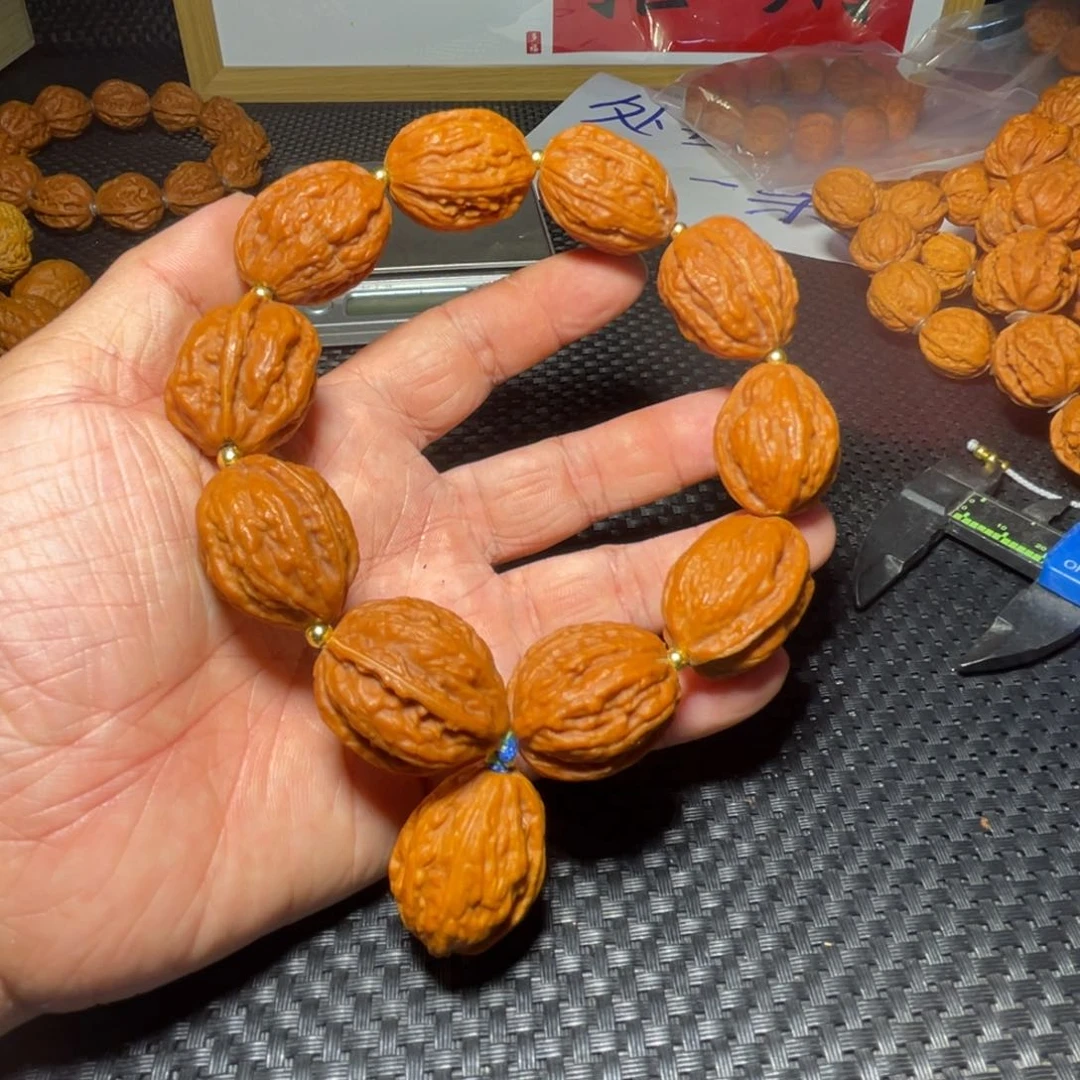 文玩核桃手串金牛异型22