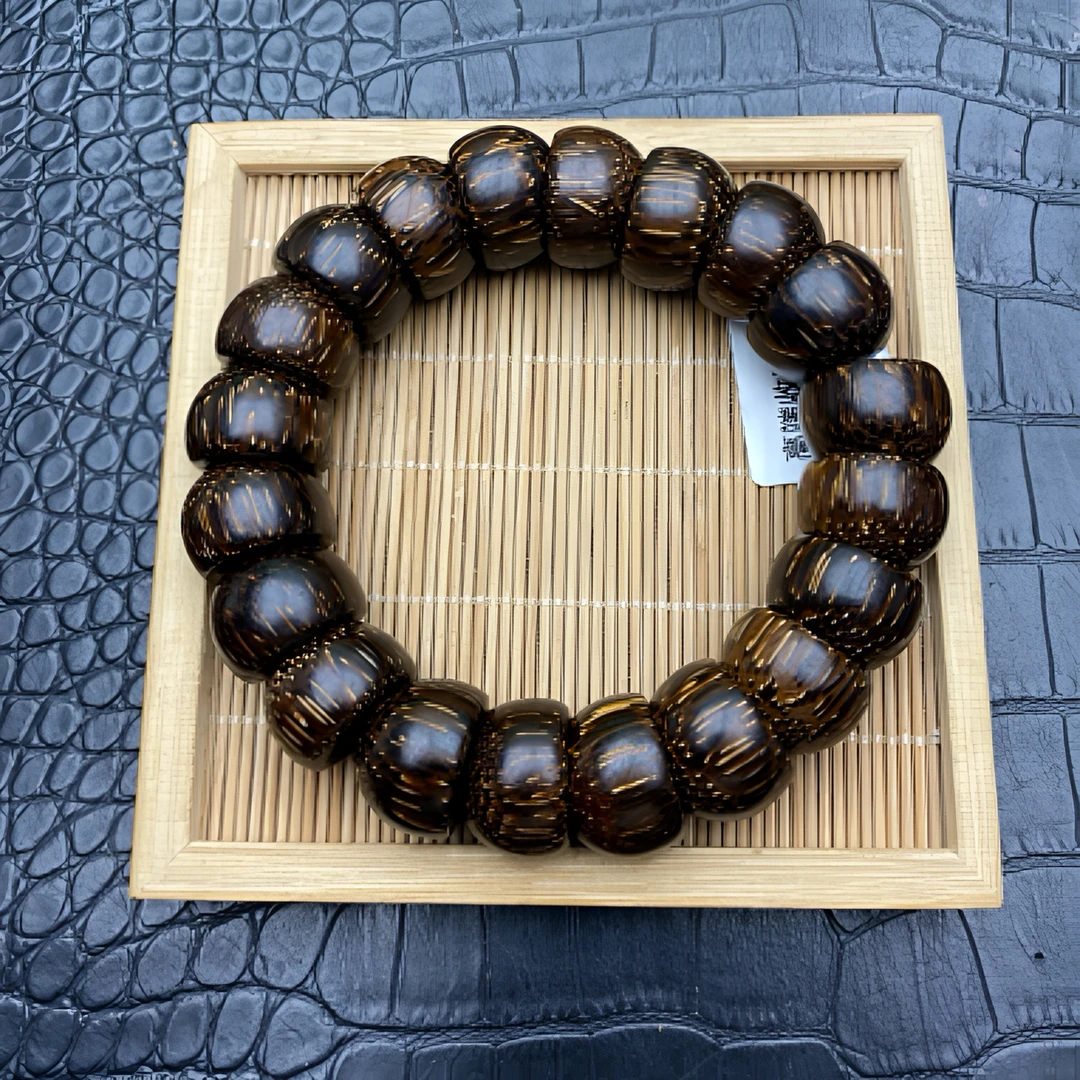 026海南龙鳞纹碗状沉木单圈手串18mm