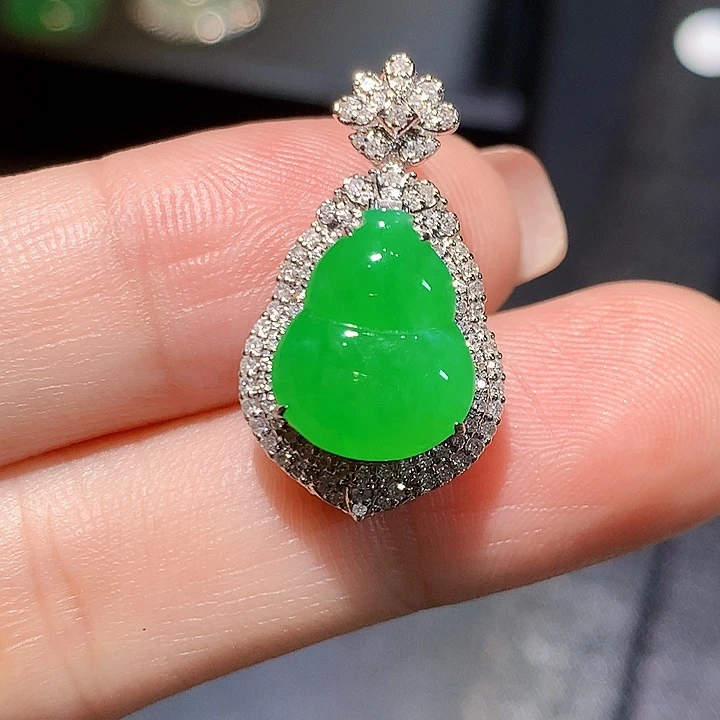 C****翡翠18K金镶嵌吊坠(不含链)