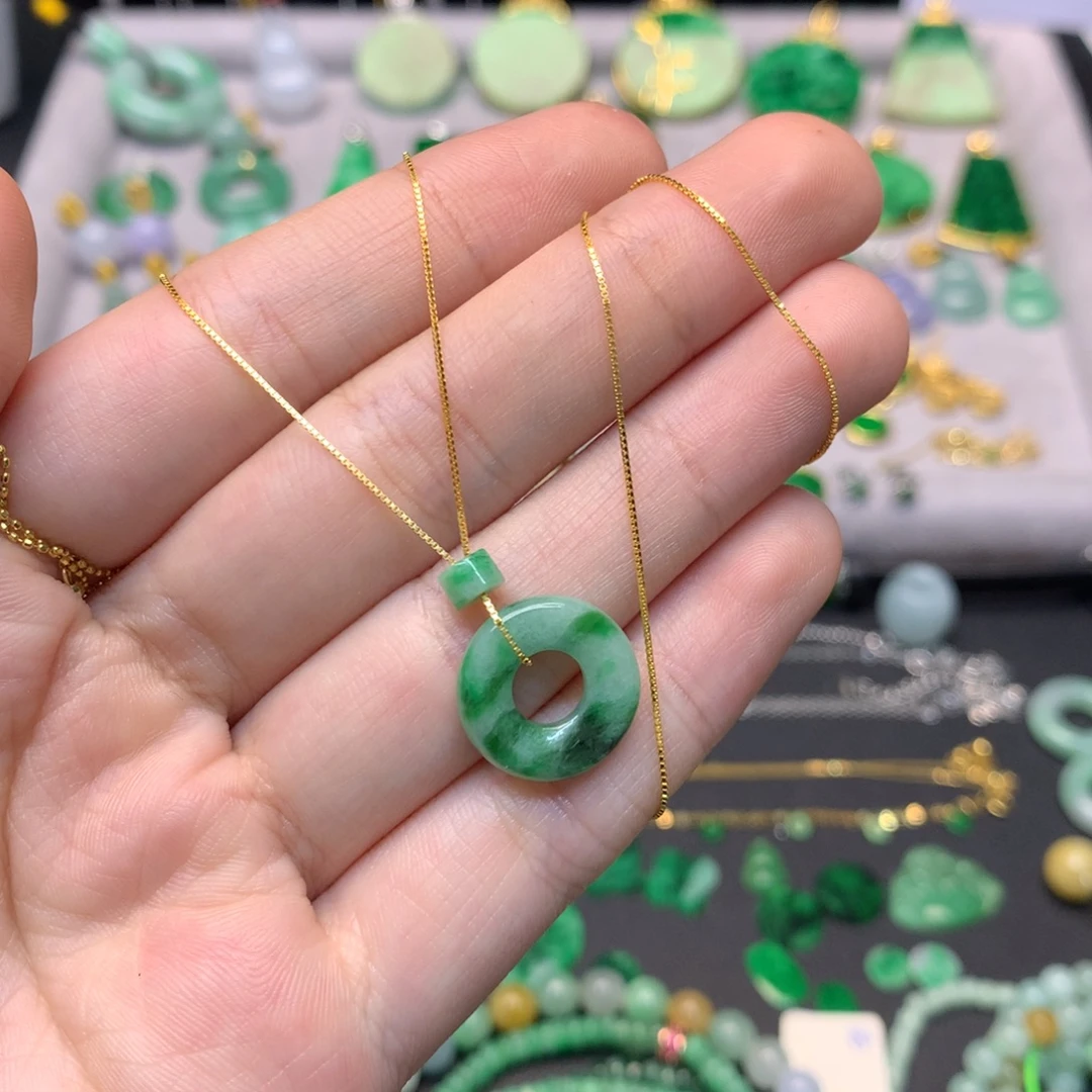 翡翠未镶嵌吊坠(不含链)有纹裂