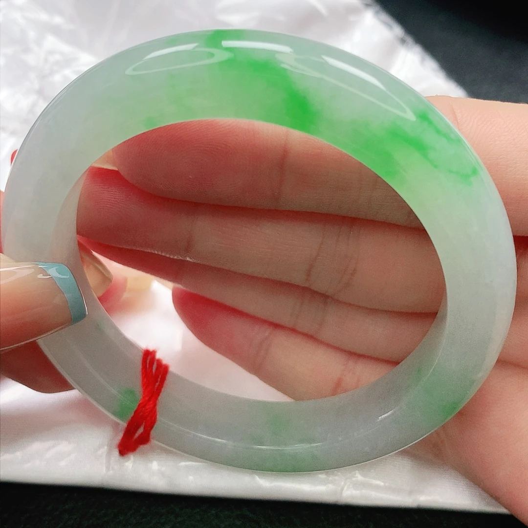 翡翠手镯未镶嵌缅甸天然A货翡翠