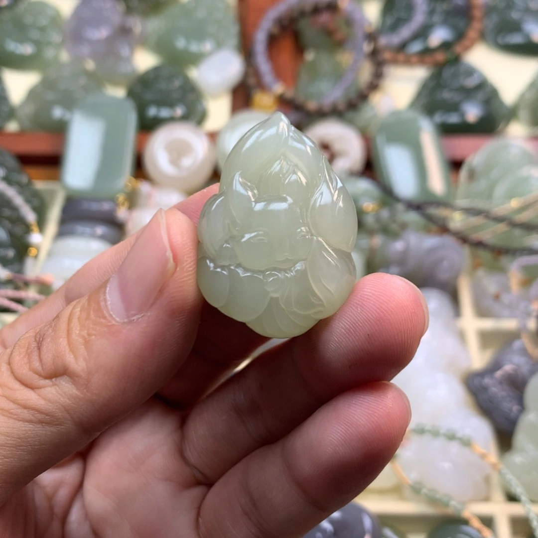 【闪购商品】颈饰未镶嵌和田玉