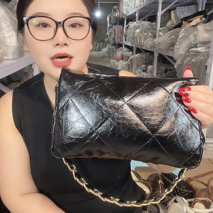 PU黄牛皮（革）PVC时尚潮流时尚
