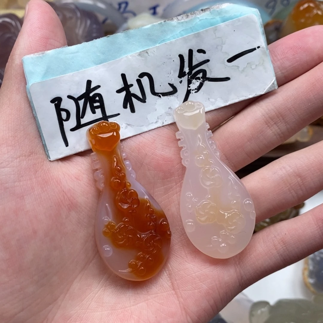 玛瑙/玉髓未镶嵌颈饰