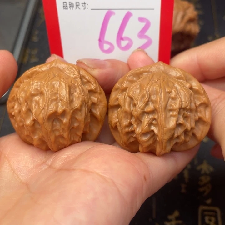 吊坠桃核文玩的好