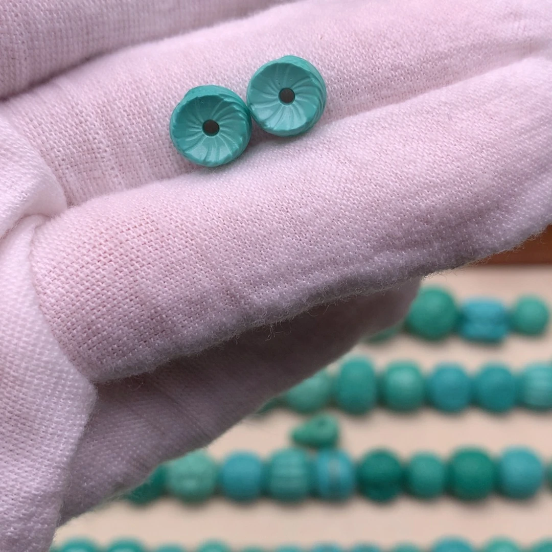 手工雕刻羽毛扣卡7.8