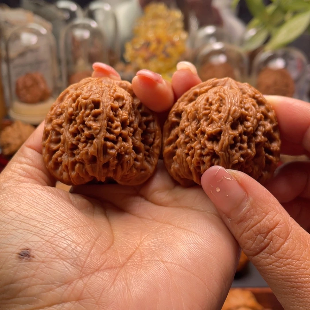 上***水文玩核桃把件南疆44