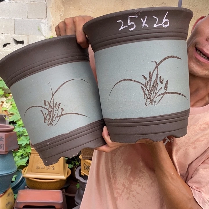 紫砂花盆紫砂艺术学院美术学院