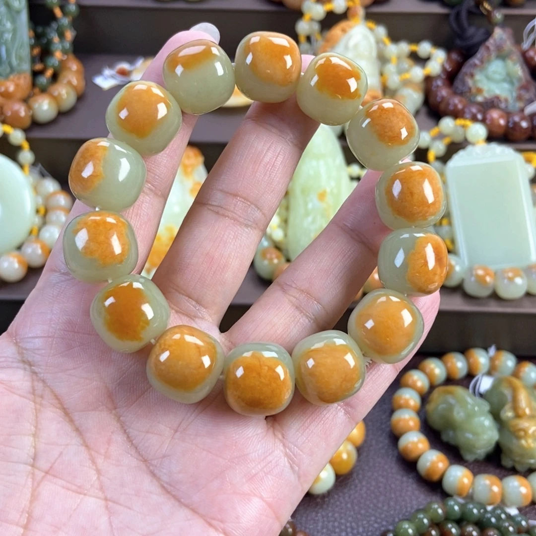 吉***意未镶嵌手串透闪石质玉