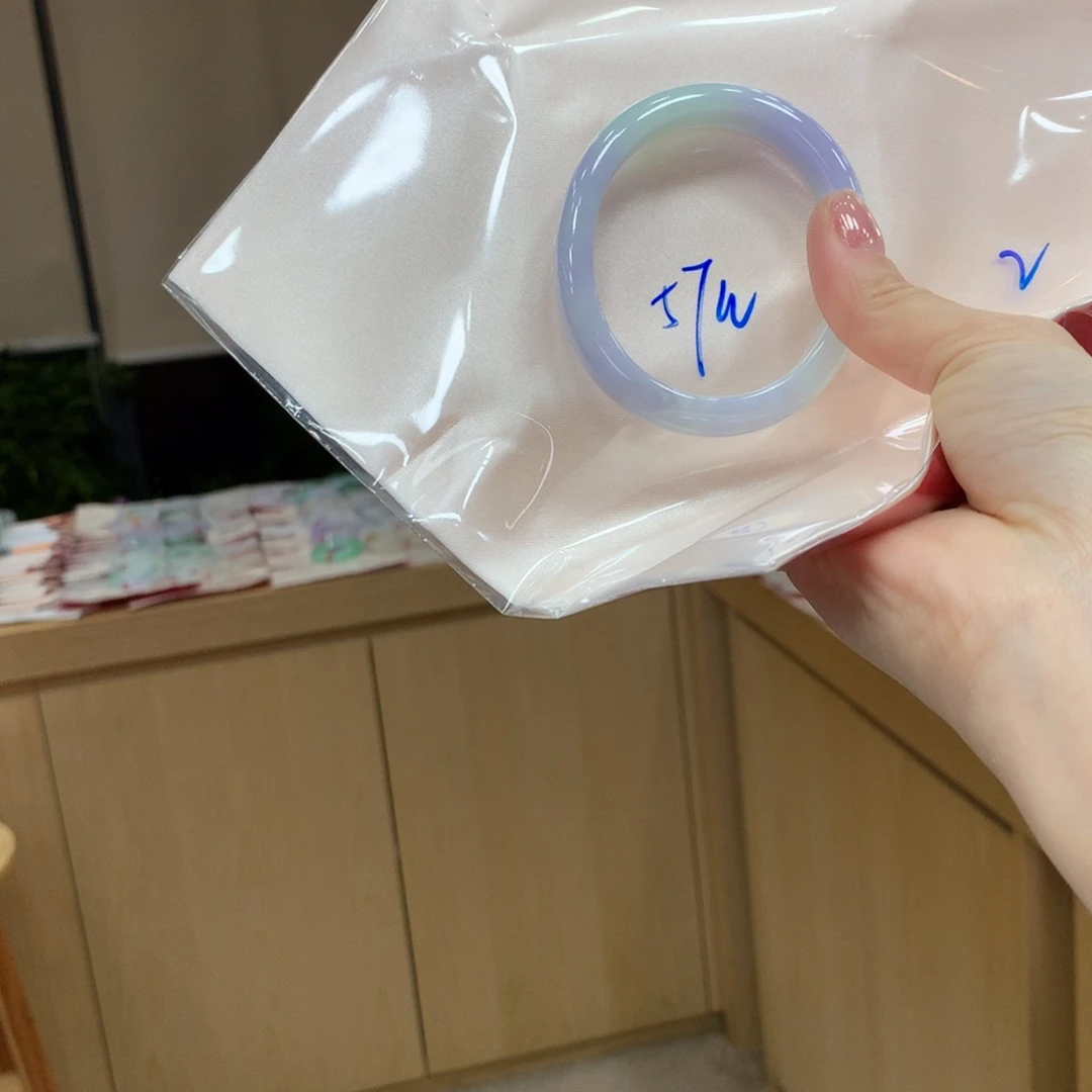 未镶嵌手镯翡翠不退不换