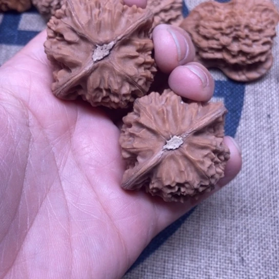 吊坠文玩核桃宫灯