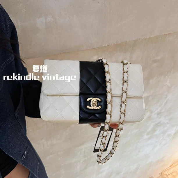 95新 Chanel/香奈儿 复燃精选/熊猫色22P大mini斜挎包芯片款