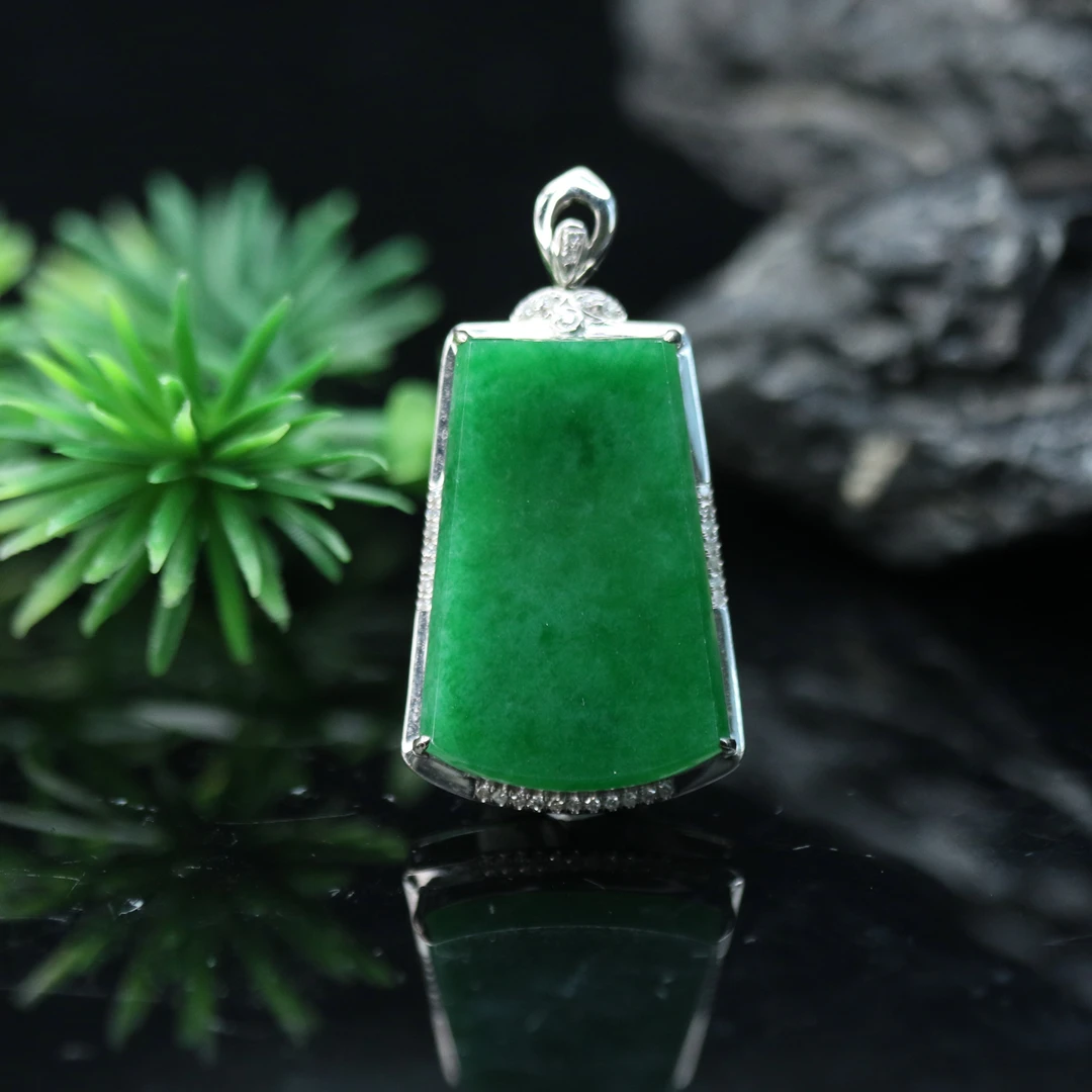 FC25天然缅甸翡翠A货18k冰绿无事牌/800216/保利厦门拍卖