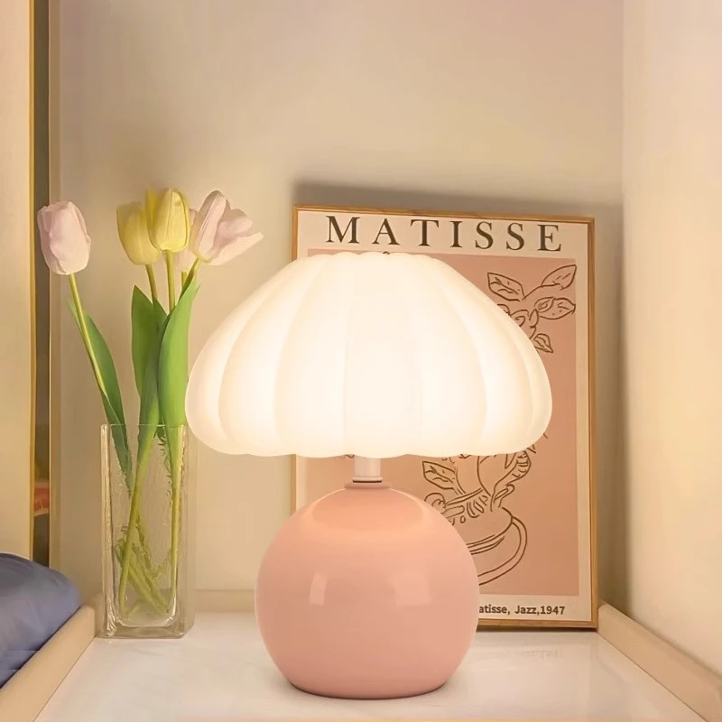 梵梦奶油风蘑菇台灯创意卧室床头灯北欧ins氛围灯装饰浪漫小夜灯