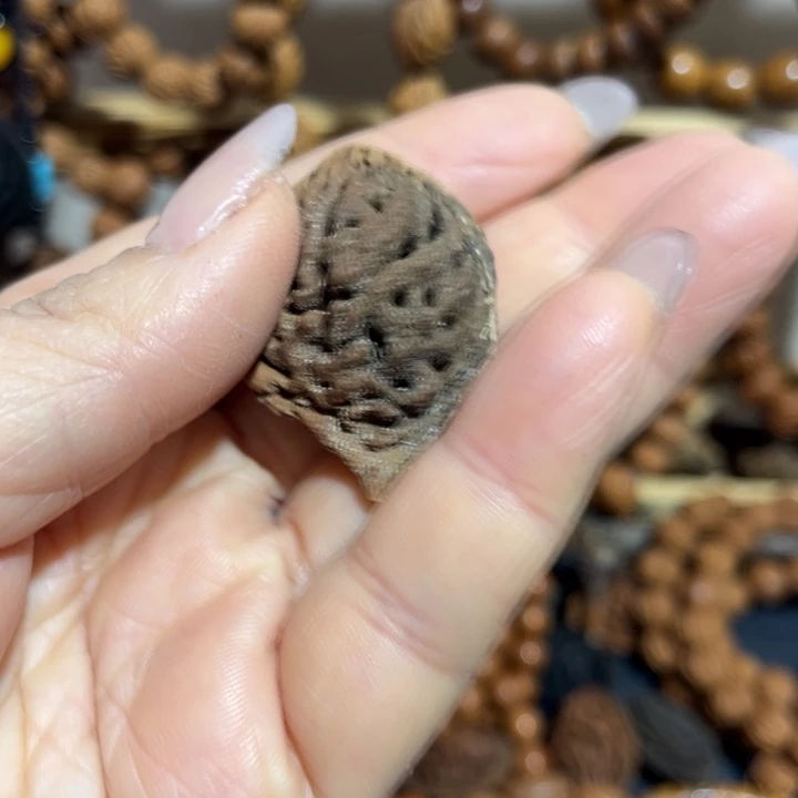 木***雨野生桃枭大籽单颗