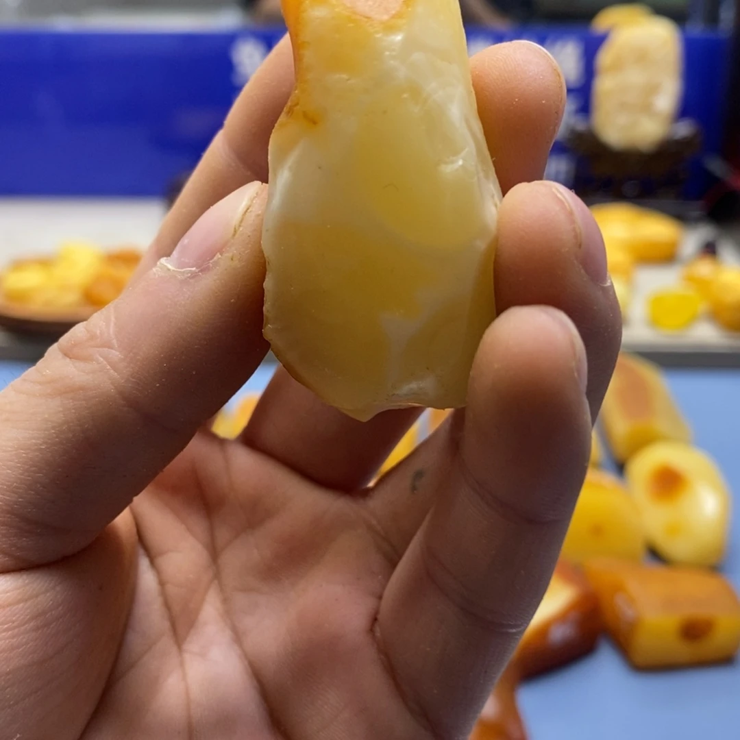 定制蜜蜡未镶嵌宇****士传世琥珀蜜蜡定制