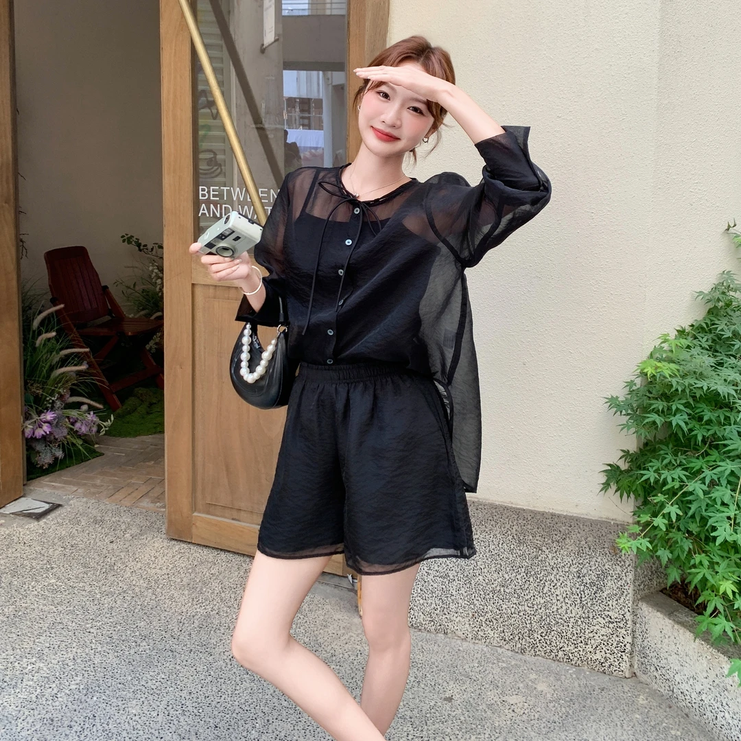 黑色网纱防晒套装女夏季薄款显瘦气质御姐透气衬衫阔腿短裤两件套