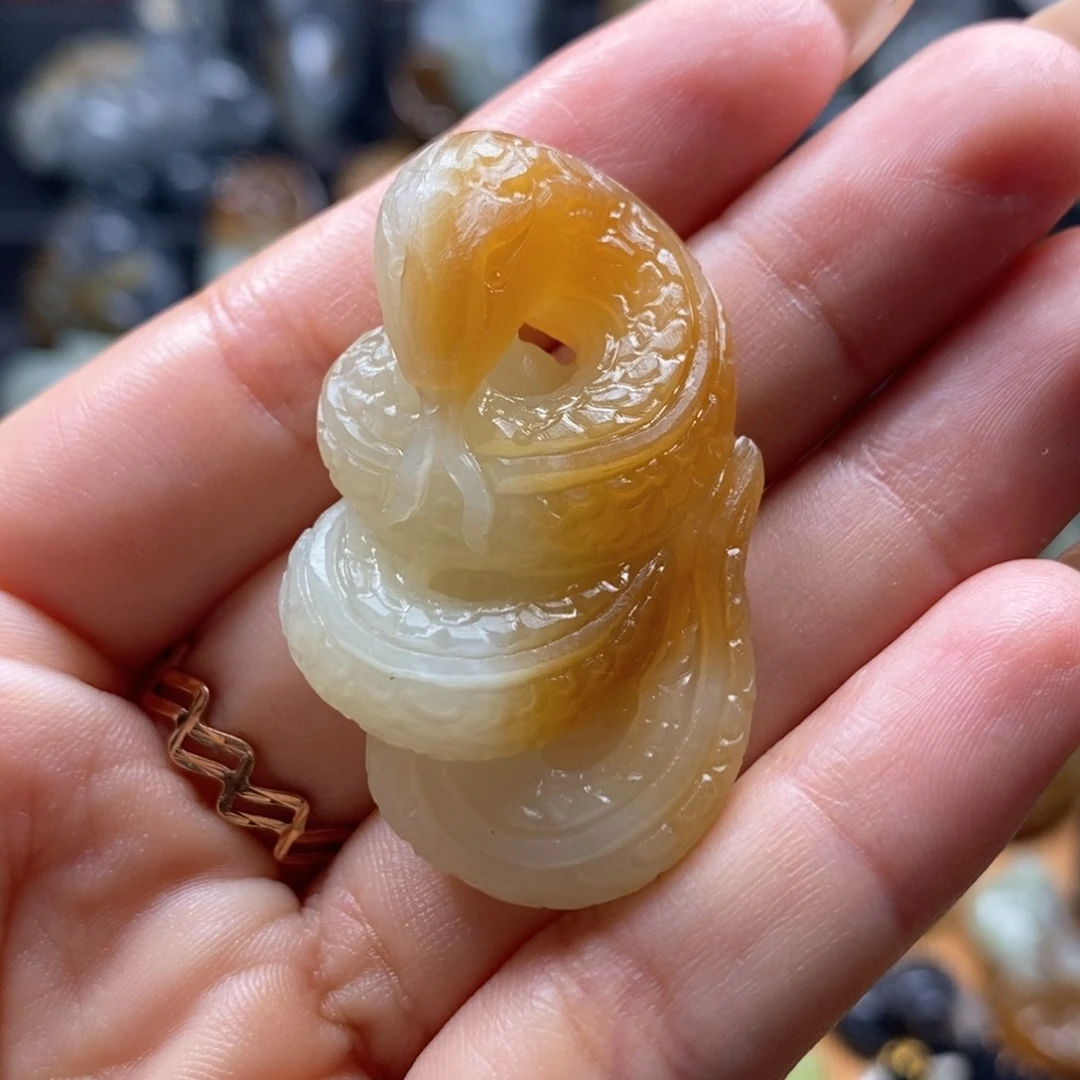 和田玉未镶嵌挂件