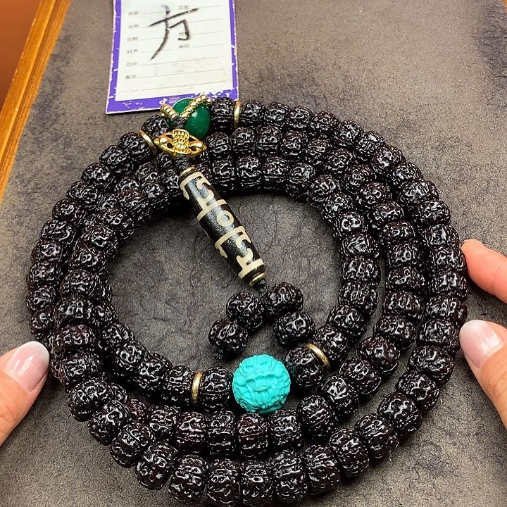 拥***忠吊坠金刚菩提脖挂
