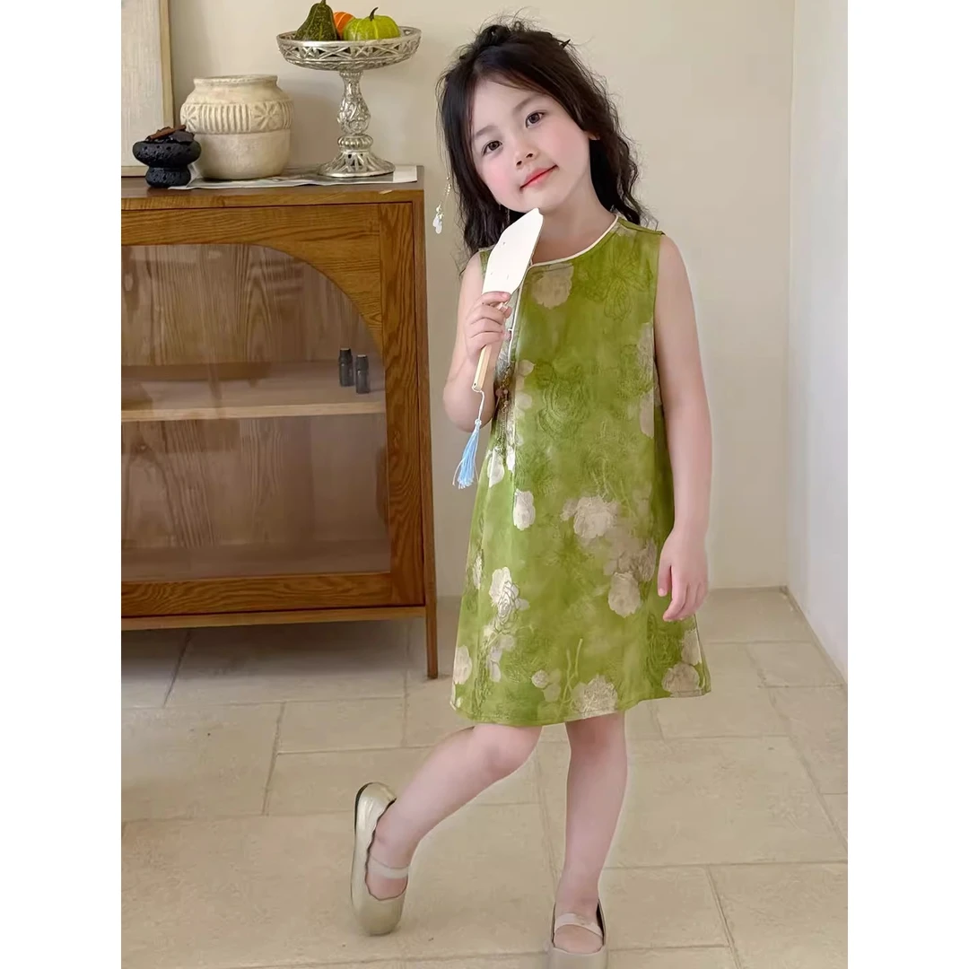 女童旗袍2025夏季新款改良儿童绿色高端新中式无袖女宝复古连衣裙