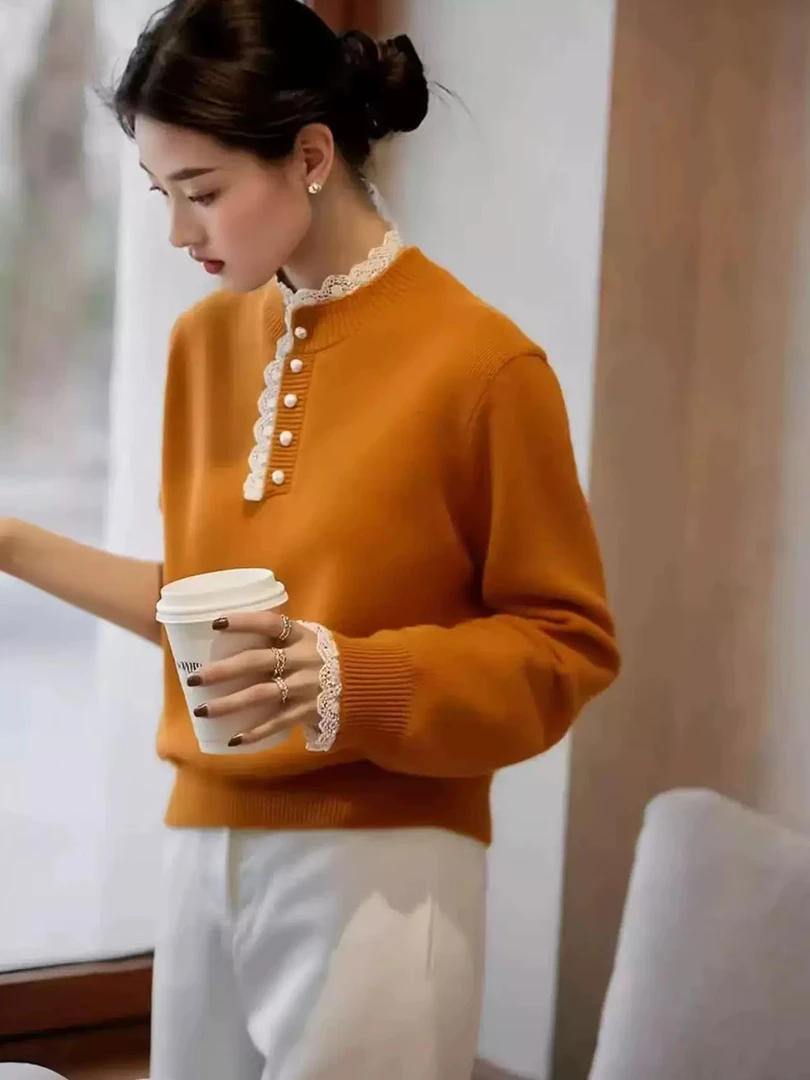【苏苏精选】2559   蕾丝领针织打底 毛衣