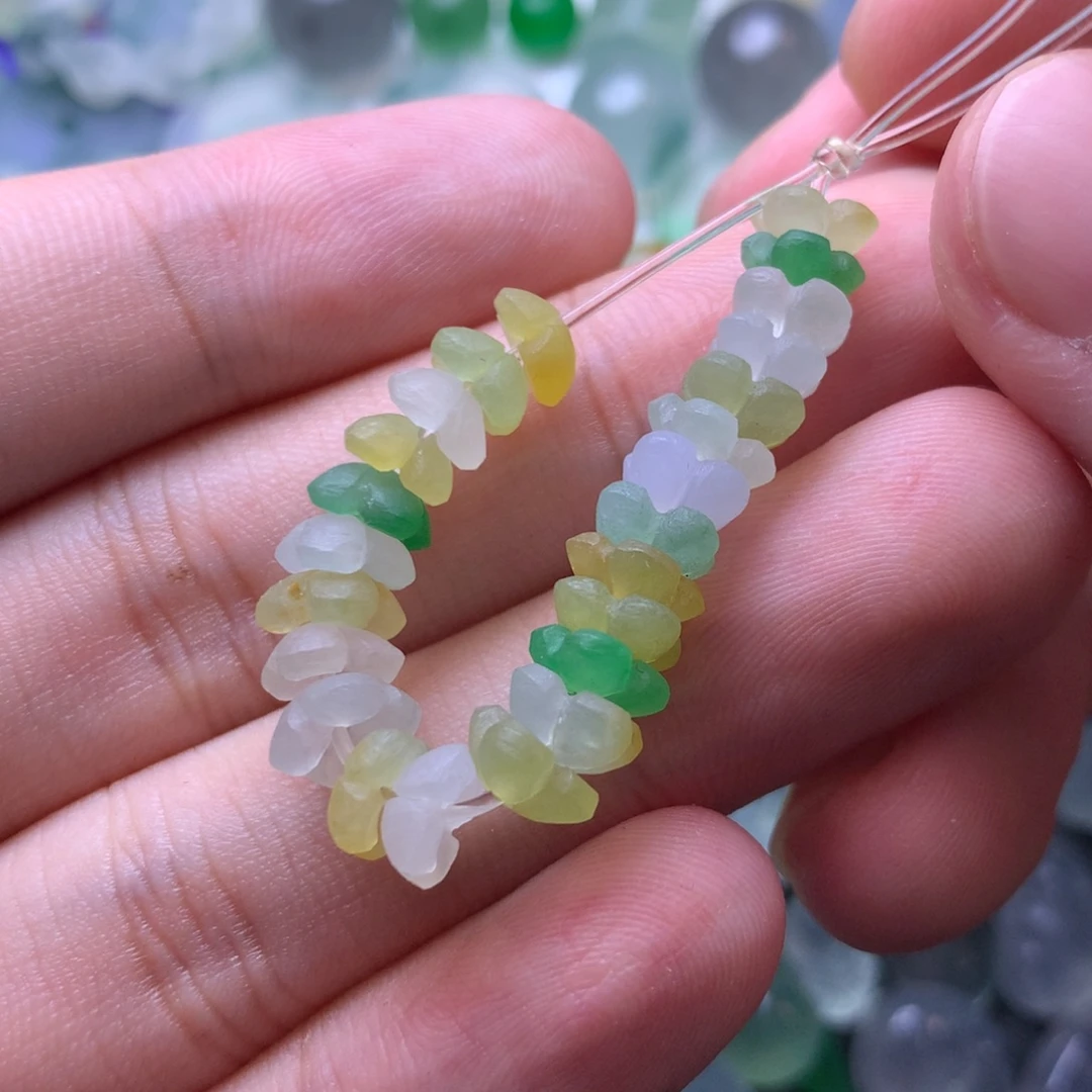 定制翡翠未镶嵌挂件
