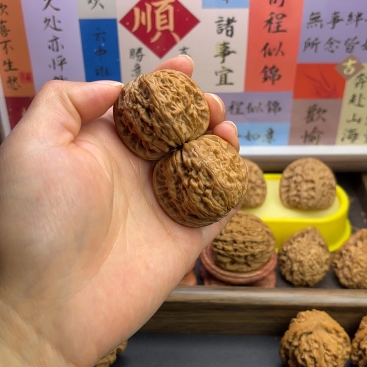 文玩核桃把件全品发磨盘