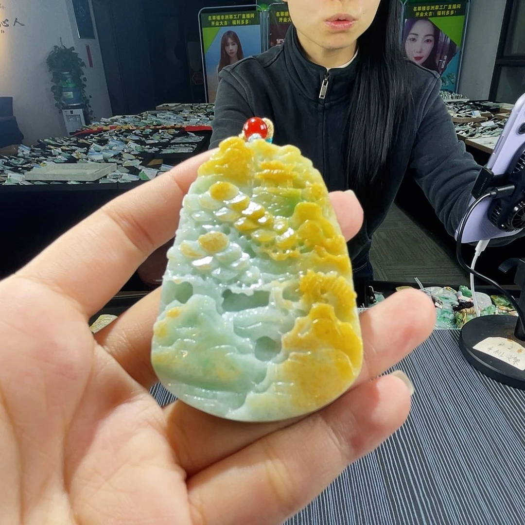 颈饰未镶嵌翡翠一